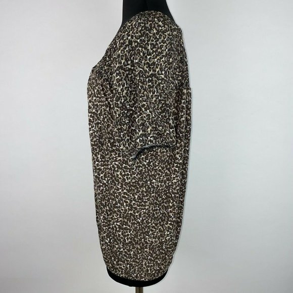 Ann Taylor LOFT S Animal Print Top Elastic Sleeves And Hem Keyhole Back - Picture 4 of 12